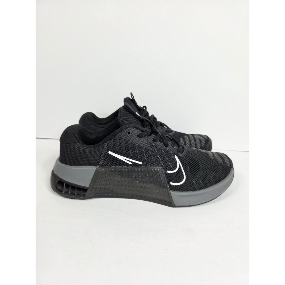 Nike Metcon 9 Low Women Sz 7.5 Black Lace Up Athletic Training Sneakers